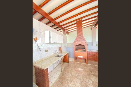 Casa à venda com 436m², 4 quartos e 1 vaga Casa à venda com 436m², 4 quartos e 1 vagaChurrasqueira