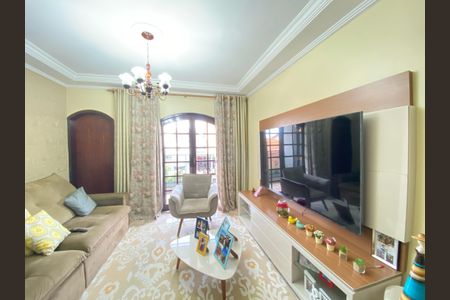 Casa à venda com 436m², 4 quartos e 1 vaga Casa à venda com 436m², 4 quartos e 1 vagaSala