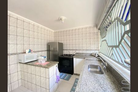 Casa à venda com 436m², 4 quartos e 1 vaga Casa à venda com 436m², 4 quartos e 1 vagaEdicula - Cozinha