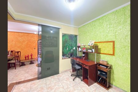 Casa à venda com 436m², 4 quartos e 1 vaga Casa à venda com 436m², 4 quartos e 1 vagaQuarto 1 - Escritorio