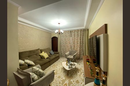 Casa à venda com 436m², 4 quartos e 1 vaga Casa à venda com 436m², 4 quartos e 1 vagaSala