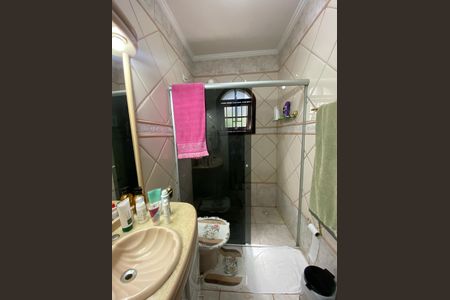 Casa à venda com 436m², 4 quartos e 1 vaga Casa à venda com 436m², 4 quartos e 1 vagaBanheiro Social