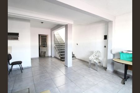 Casa à venda com 145m², 3 quartos e 2 vagasSalão