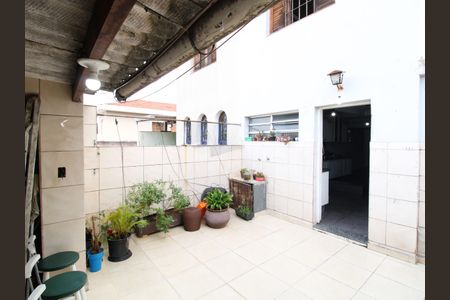 Casa à venda com 145m², 3 quartos e 2 vagasÁrea de Serviço