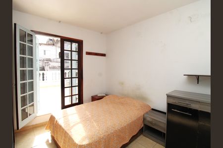 Casa à venda com 145m², 3 quartos e 2 vagasSuíte