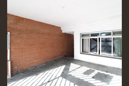 Casa à venda com 145m², 3 quartos e 2 vagasGaragem