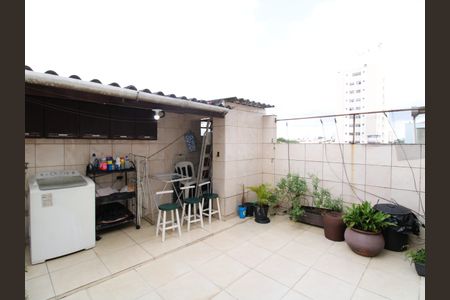 Casa à venda com 145m², 3 quartos e 2 vagasÁrea de Serviço