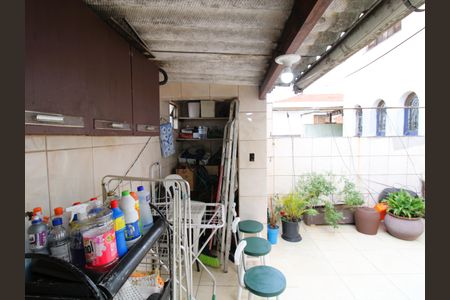 Casa à venda com 145m², 3 quartos e 2 vagasÁrea de Serviço