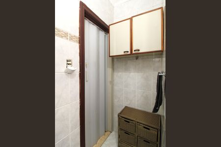 Casa à venda com 145m², 3 quartos e 2 vagasBanheiro Social