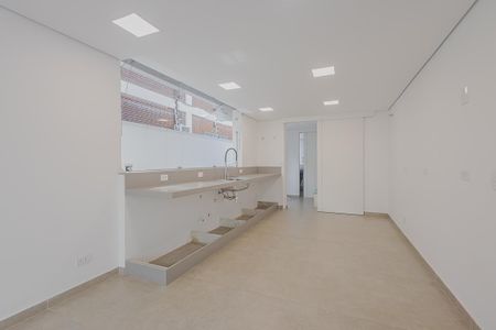 Casa à venda com 359m², 4 quartos e 2 vagasCozinha