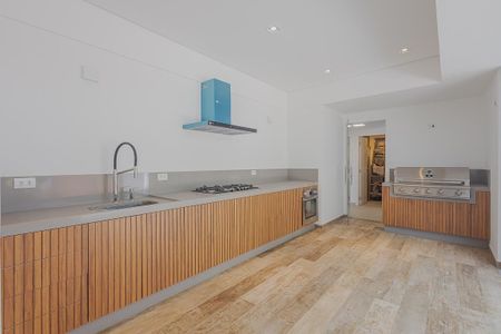 Casa à venda com 359m², 4 quartos e 2 vagasEspaço Gourmet