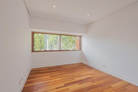 Casa à venda com 359m², 4 quartos e 2 vagasQuarto