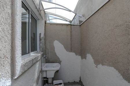 Casa de condomínio para alugar com 120m², 2 quartos e 1 vagaÁrea de Serviço