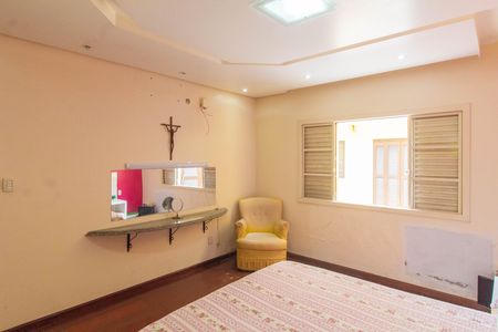 Casa à venda com 300m², 3 quartos e 5 vagas Casa à venda com 300m², 3 quartos e 5 vagasQuarto 1