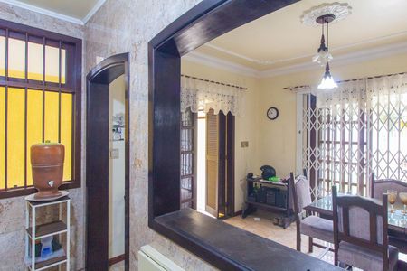 Casa à venda com 300m², 3 quartos e 5 vagas Casa à venda com 300m², 3 quartos e 5 vagasCozinha