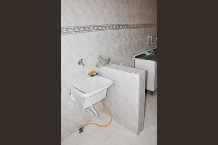 Apartamento à venda com 75m², 2 quartos e 1 vagaÁrea de Serviço