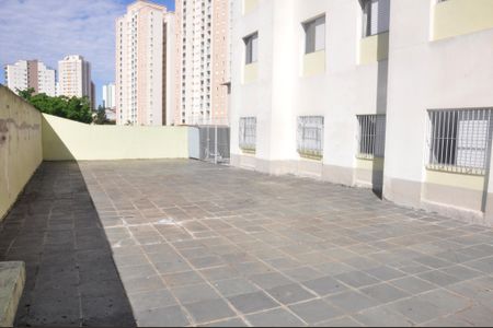 Apartamento à venda com 75m², 2 quartos e 1 vagaÁrea comum