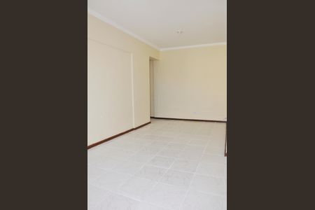 Apartamento à venda com 75m², 2 quartos e 1 vagaSala