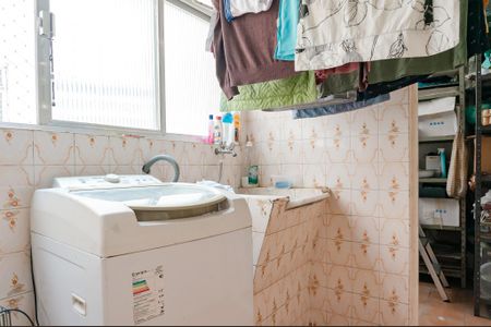 Apartamento à venda com 125m², 3 quartos e 1 vagaÁrea de Serviço