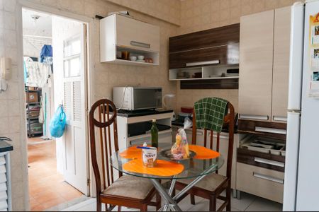 Apartamento à venda com 125m², 3 quartos e 1 vagaCozinha