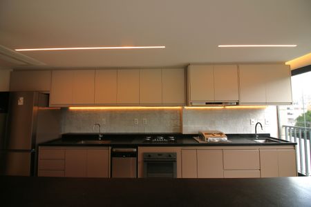 Apartamento à venda com 147m², 3 quartos e 2 vagasCozinha - Armários