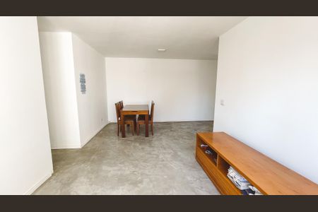 Apartamento à venda com 100m², 3 quartos e 1 vaga Apartamento à venda com 100m², 3 quartos e 1 vagaSala