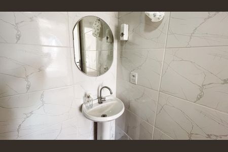 Apartamento à venda com 100m², 3 quartos e 1 vaga Apartamento à venda com 100m², 3 quartos e 1 vagaBanheiro da Suíte