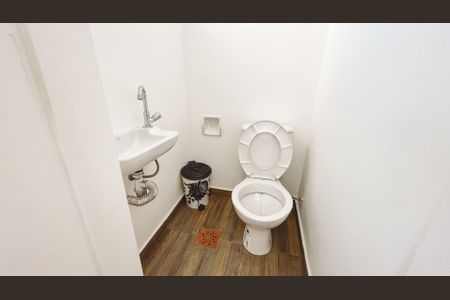 Apartamento à venda com 100m², 3 quartos e 1 vaga Apartamento à venda com 100m², 3 quartos e 1 vagaBanheiro de serviço