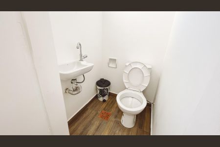 Apartamento à venda com 100m², 3 quartos e 1 vaga Apartamento à venda com 100m², 3 quartos e 1 vagaBanheiro de serviço