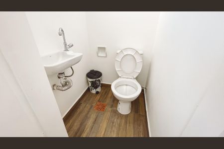 Apartamento à venda com 100m², 3 quartos e 1 vaga Apartamento à venda com 100m², 3 quartos e 1 vagaBanheiro de serviço