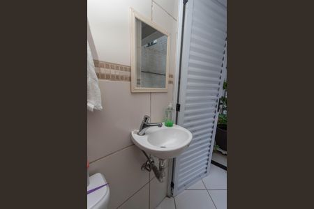 Casa à venda com 112m², 2 quartos e 2 vagas Casa à venda com 112m², 2 quartos e 2 vagasBanheiro de serviço