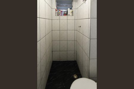 Apartamento à venda com 120m², 2 quartos e sem vaga Apartamento à venda com 120m², 2 quartos e sem vagaBanheiro