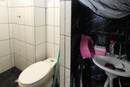 Apartamento à venda com 120m², 2 quartos e sem vaga Apartamento à venda com 120m², 2 quartos e sem vagaBanheiro