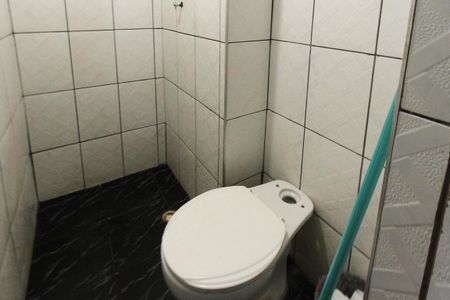 Apartamento à venda com 120m², 2 quartos e sem vaga Apartamento à venda com 120m², 2 quartos e sem vagaBanheiro