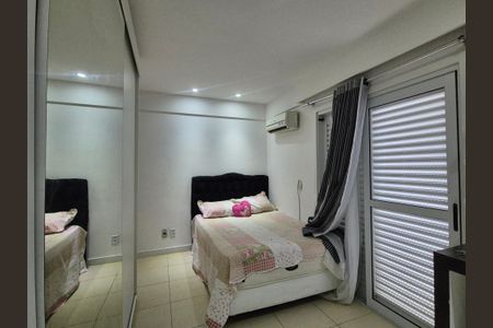 Casa de condomínio para alugar com 350m², 4 quartos e 3 vagasQuarto 1