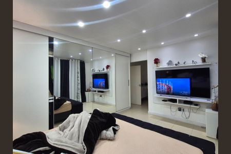 Casa de condomínio para alugar com 350m², 4 quartos e 3 vagasSuíte