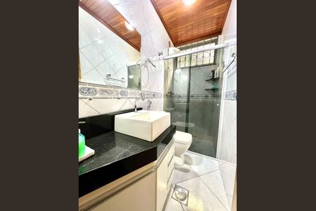 Apartamento à venda com 60m², 3 quartos e 1 vagaBanheiro Social