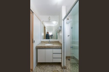 Apartamento para alugar com 98m², 2 quartos e 1 vagaBanheiro Social