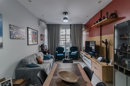 Apartamento à venda com 110m², 3 quartos e sem vaga Apartamento à venda com 110m², 3 quartos e sem vagaSala