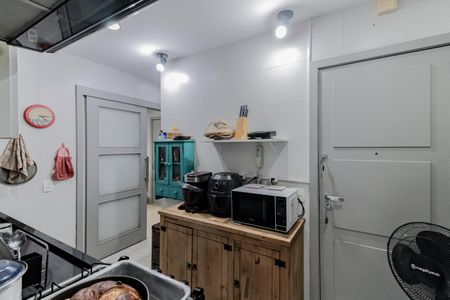 Apartamento à venda com 110m², 3 quartos e sem vaga Apartamento à venda com 110m², 3 quartos e sem vagaCozinha