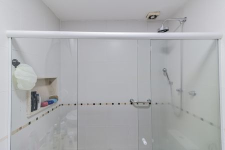 Apartamento à venda com 110m², 3 quartos e sem vaga Apartamento à venda com 110m², 3 quartos e sem vagaBanheiro Social