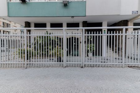 Apartamento à venda com 110m², 3 quartos e sem vaga Apartamento à venda com 110m², 3 quartos e sem vagaEntrada