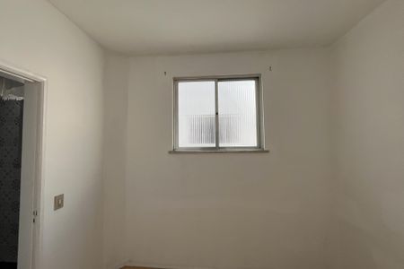 Apartamento à venda com 90m², 2 quartos e 2 vagas Apartamento à venda com 90m², 2 quartos e 2 vagasQuarto de Serviço