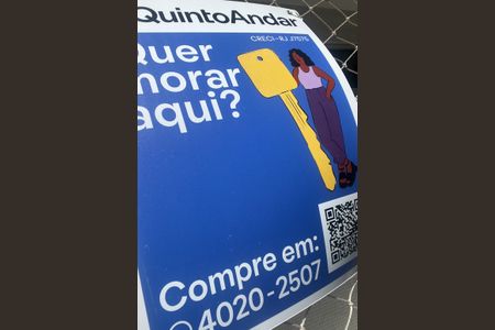 Apartamento à venda com 90m², 2 quartos e 2 vagas Apartamento à venda com 90m², 2 quartos e 2 vagasPlaca