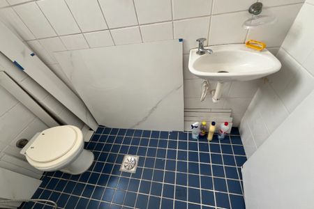 Apartamento à venda com 90m², 2 quartos e 2 vagas Apartamento à venda com 90m², 2 quartos e 2 vagasBanheiro de serviço