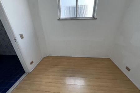 Apartamento à venda com 90m², 2 quartos e 2 vagas Apartamento à venda com 90m², 2 quartos e 2 vagasQuarto de Serviço