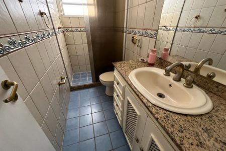 Apartamento à venda com 90m², 2 quartos e 2 vagas Apartamento à venda com 90m², 2 quartos e 2 vagasBanheiro Social