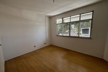 Apartamento à venda com 90m², 2 quartos e 2 vagas Apartamento à venda com 90m², 2 quartos e 2 vagasQuarto 1