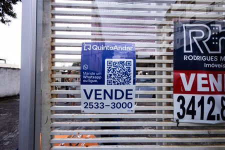 Apartamento à venda com 75m², 3 quartos e 1 vaga Apartamento à venda com 75m², 3 quartos e 1 vagaInstalação da placa