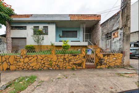 Casa à venda com 360m², 3 quartos e 1 vagaFachada
